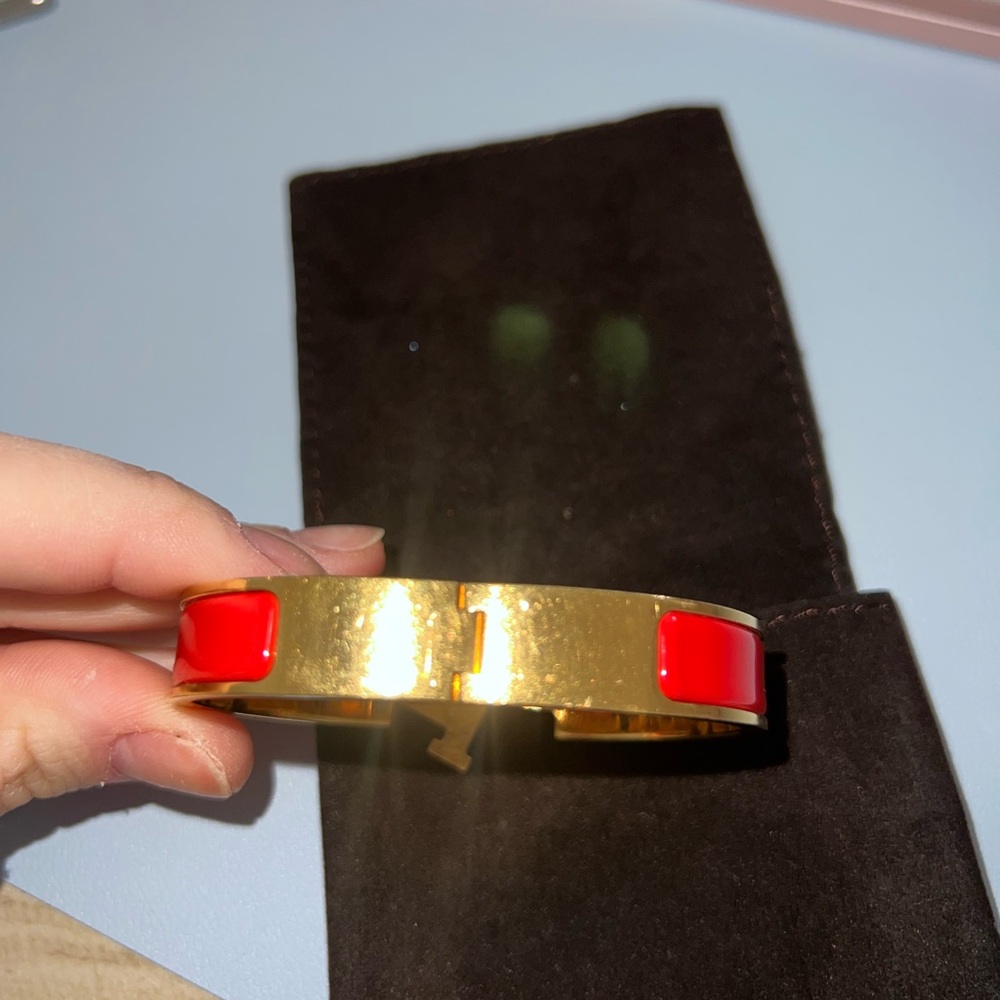 Hermes Clic H Bracelet - Picture 9 of 11
